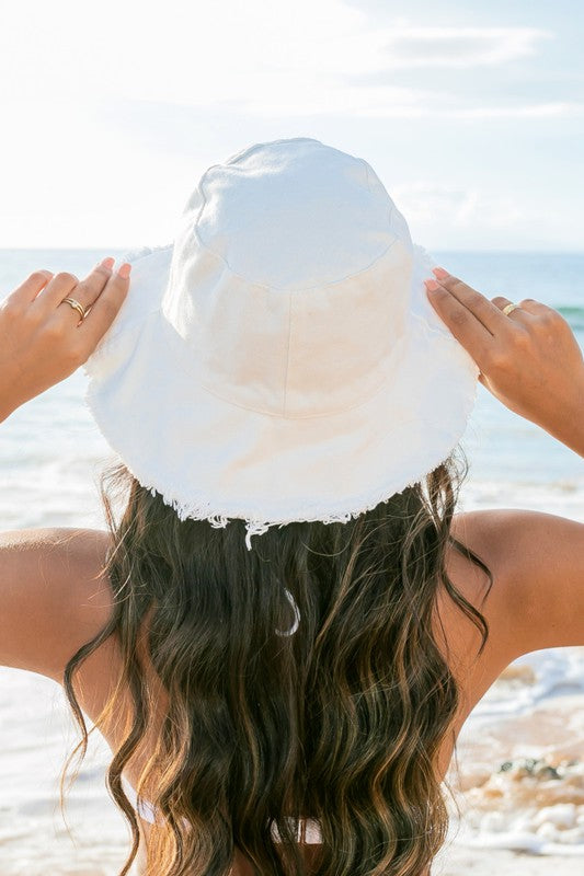 Frayed Edge Canvas Bucket Hat - -