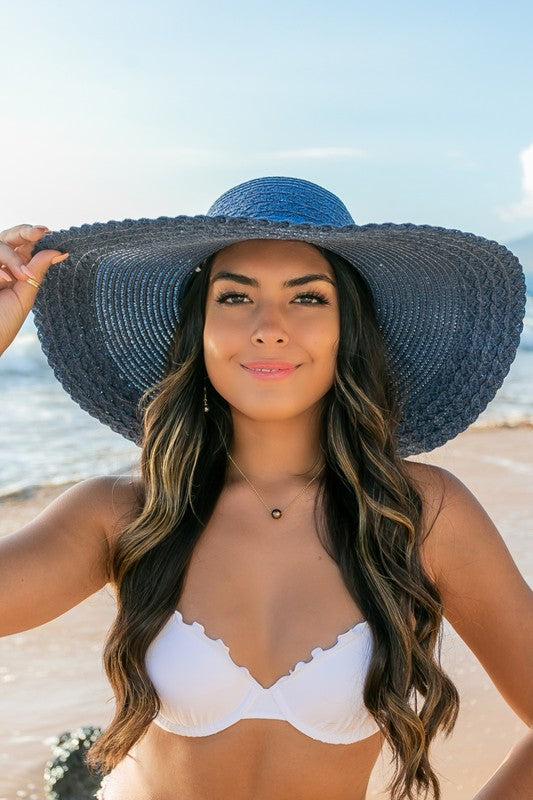 Scallop Edge Bow Accent Sunhat - -