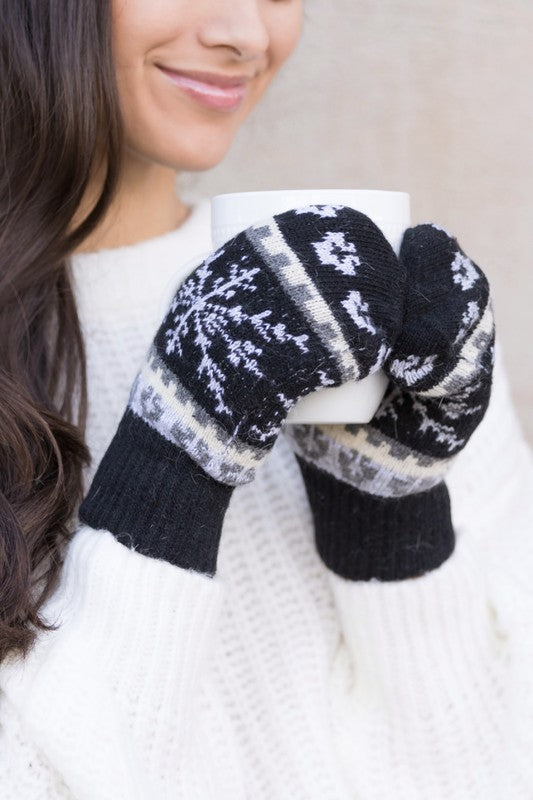Nordic Snowflake Mittens - -