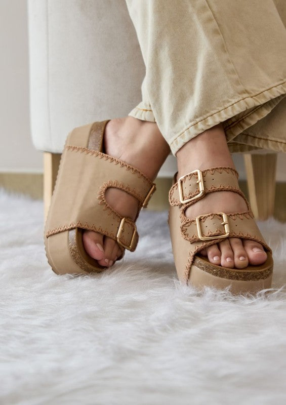 NINA DOUBLE BUCKLE BANDS COMFORTABLE FLATFORM - Taupe -
