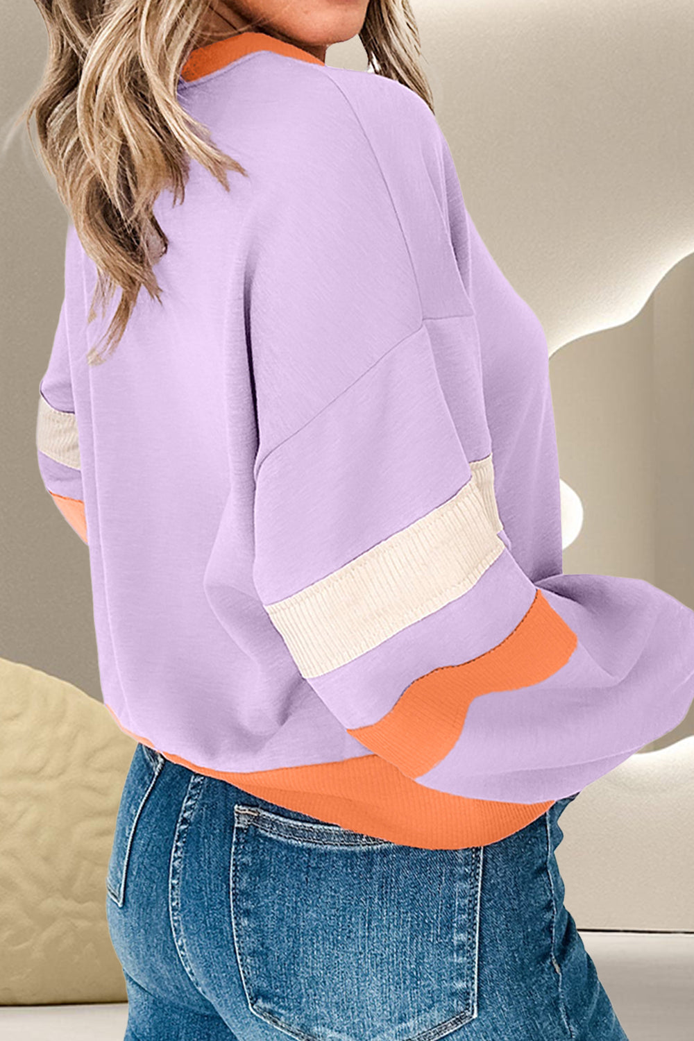 Color Block Long Sleeve Sweatshirt - -
