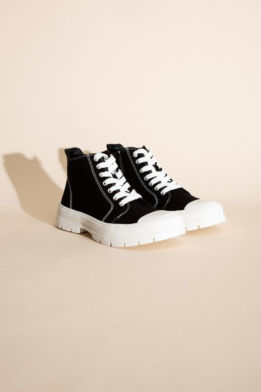 CRAYON-G Lace up Sneakers - -