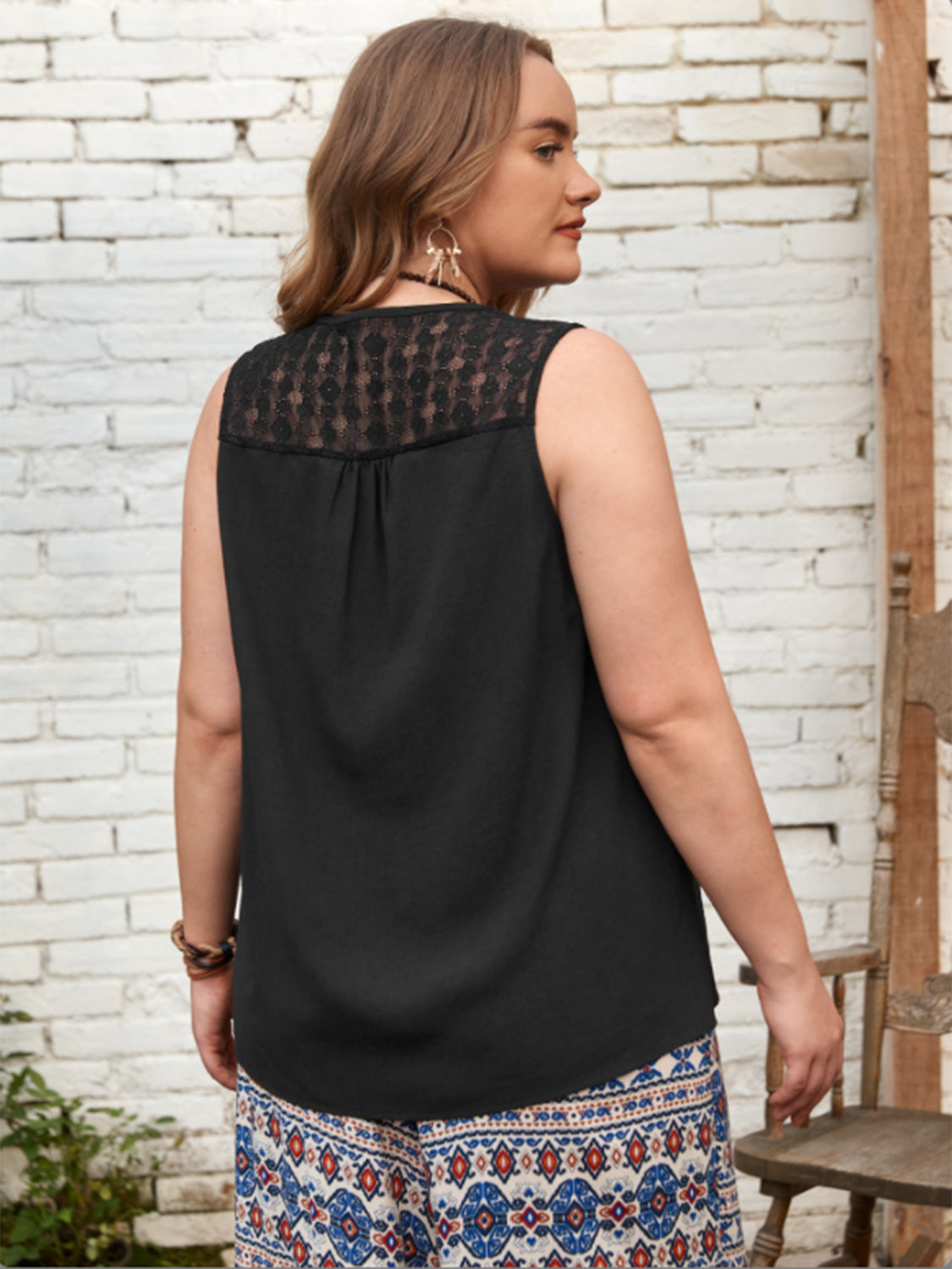 Plus Size V-Neck Tank - -