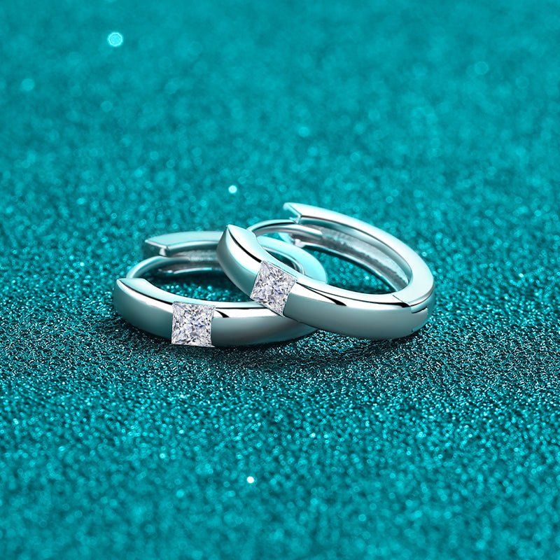 925 Sterling Silver Moissanite Huggie Earrings - -