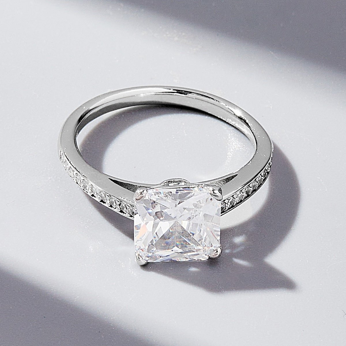925 Sterling Silver Zircon Ring - Silver -