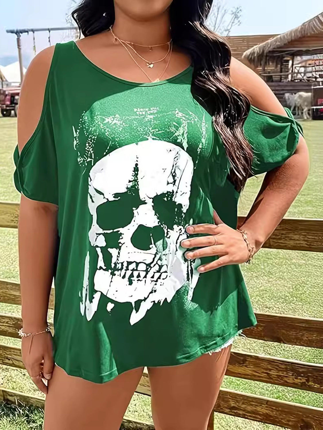 Plus Size Skeleton Graphic Round Neck Cold Shoulder T-Shirt - -
