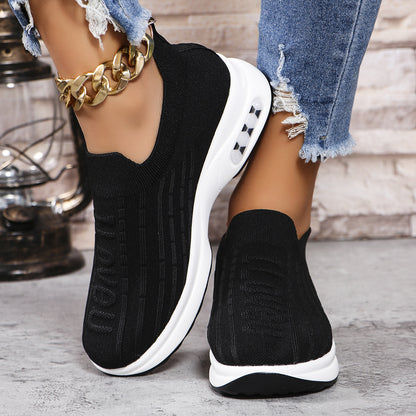 Round Toe Knit Detail Slip On