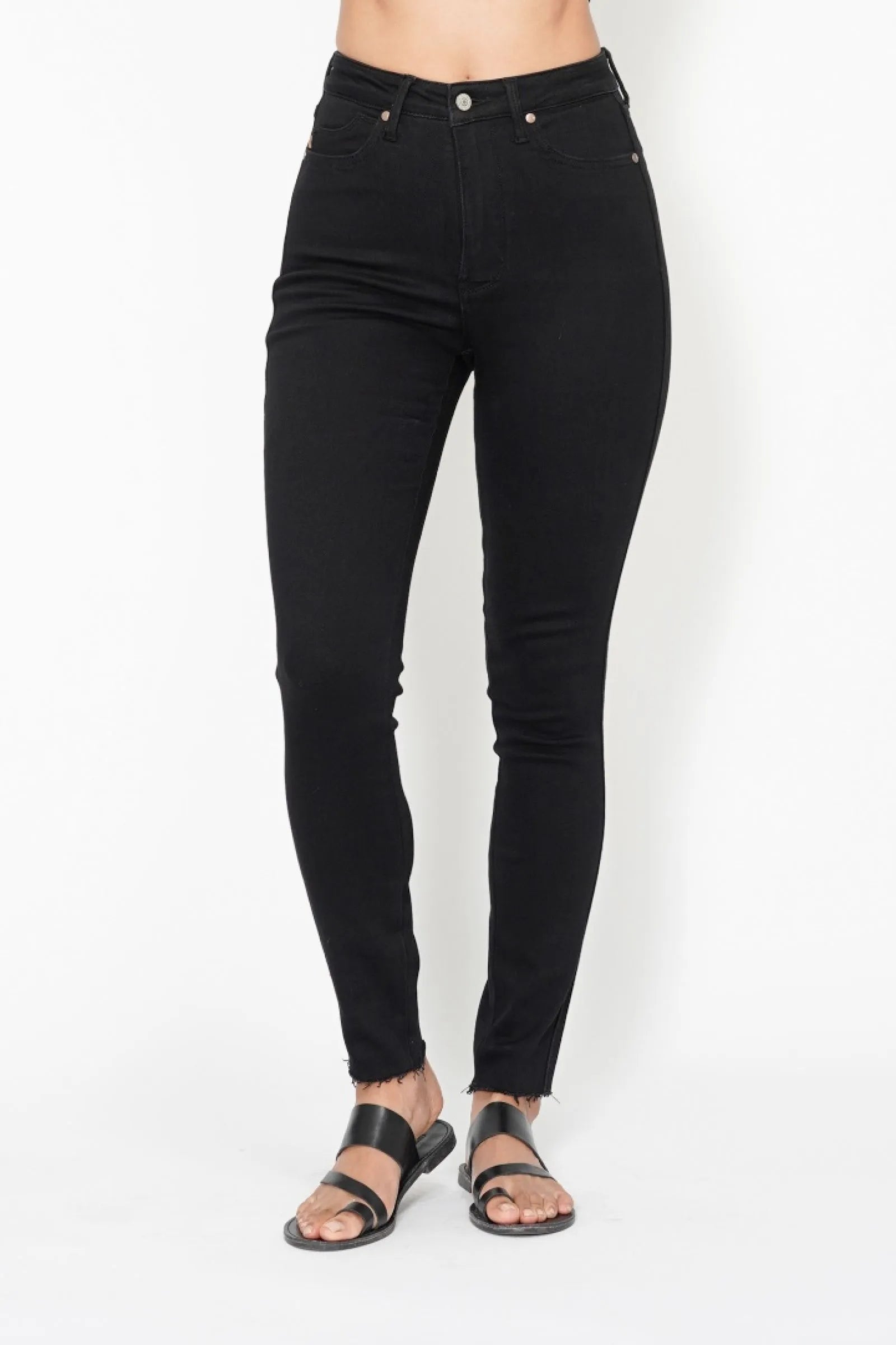 Judy Blue Full Size High Waisted Tummy Control Shield Pockets Skinny Jeans Plus Size – | Shannon’s Chique Boutique