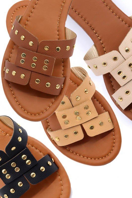 Slide sandal with rivet studs - -