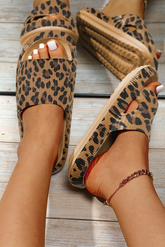 Leopard Print Thick Sole Slip On Slippers – | Shannon’s Chique Boutique