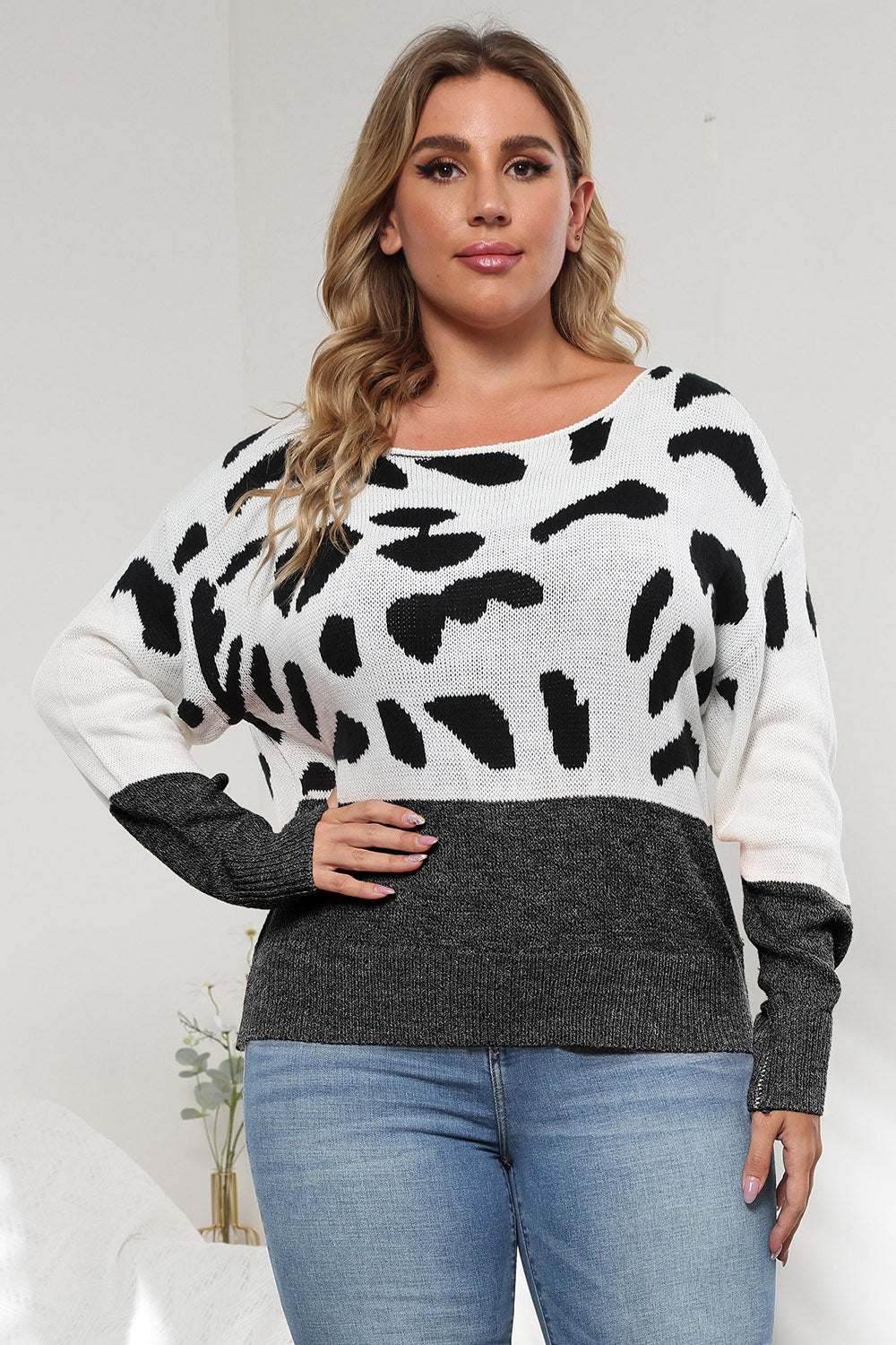 Plus Size Leopard Round Neck Long Sleeve Sweater - Black -
