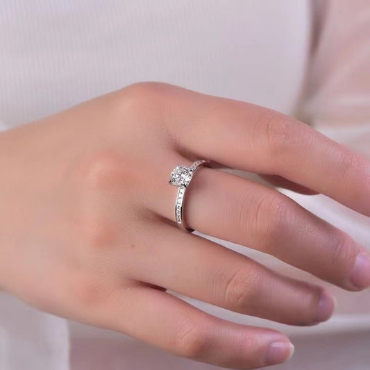 2 Carat Moissanite Zircon 925 Sterling Silver Ring - Silver -