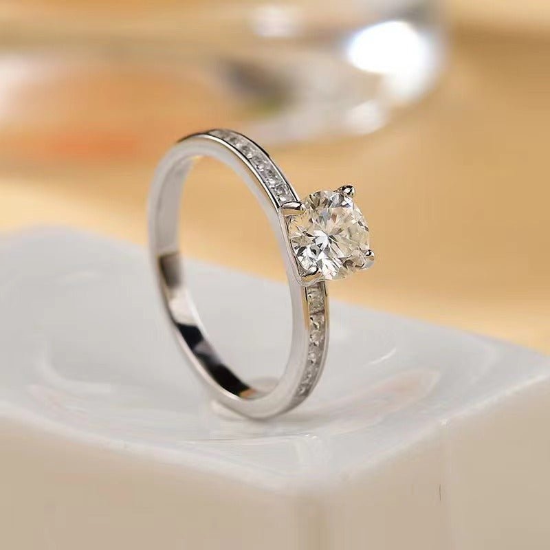 2 Carat Moissanite Zircon 925 Sterling Silver Ring - -