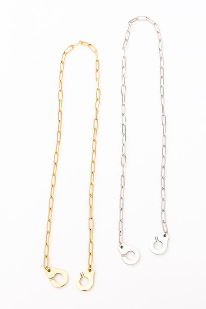 18K STAINLESS STEEL HANDCUFF NECKLACE - -