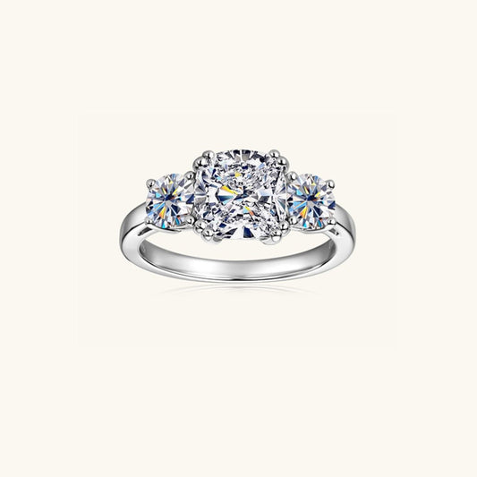 3.5 Carat Moissanite 925 Sterling Silver Ring - Silver -