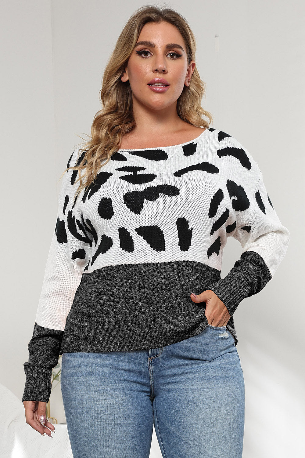 Plus Size Leopard Round Neck Long Sleeve Sweater - -