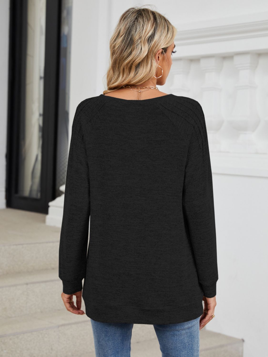 Round Neck Long Sleeve T-Shirt - -