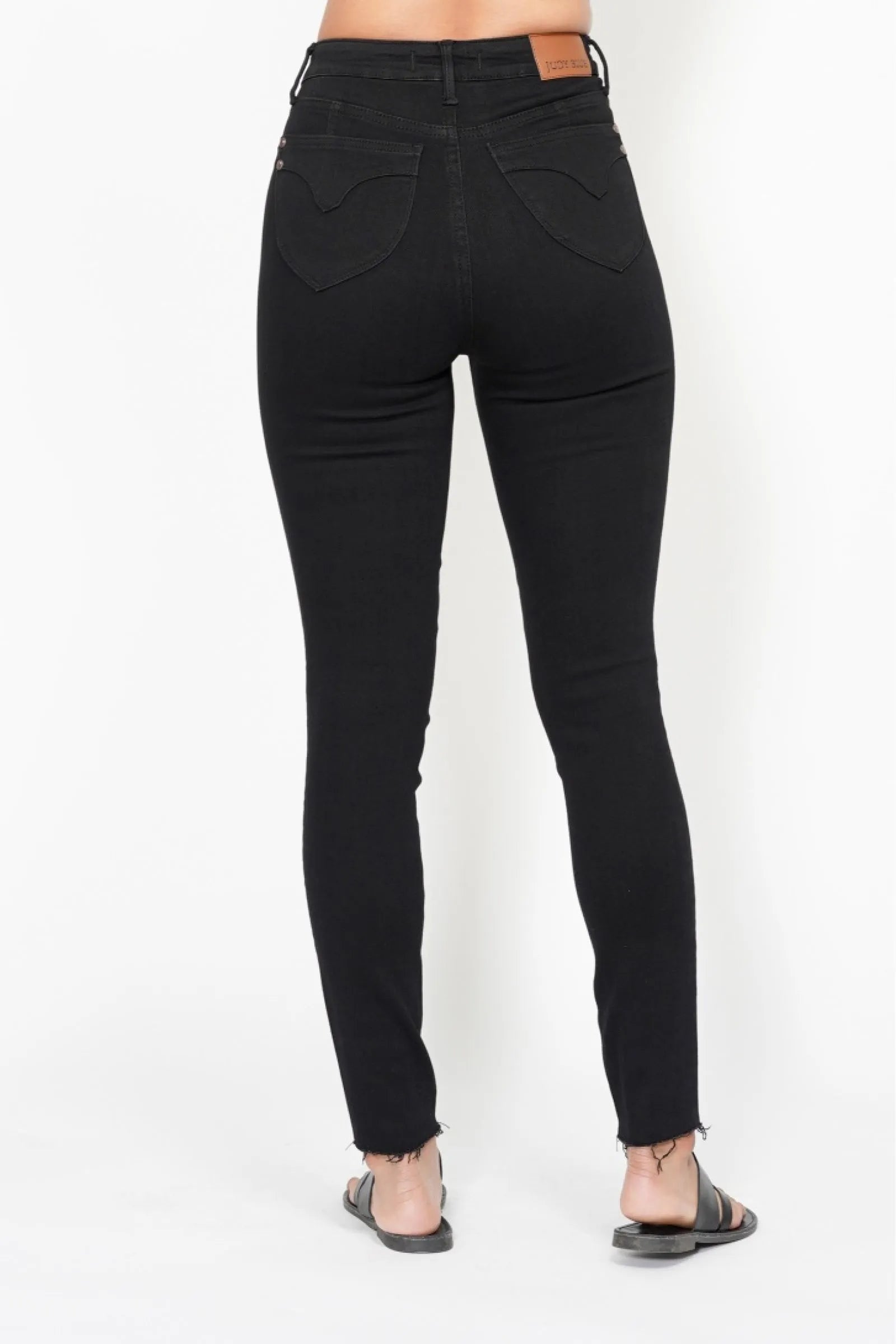 Judy Blue Full Size High Waisted Tummy Control Shield Pockets Skinny Jeans Plus Size – | Shannon’s Chique Boutique