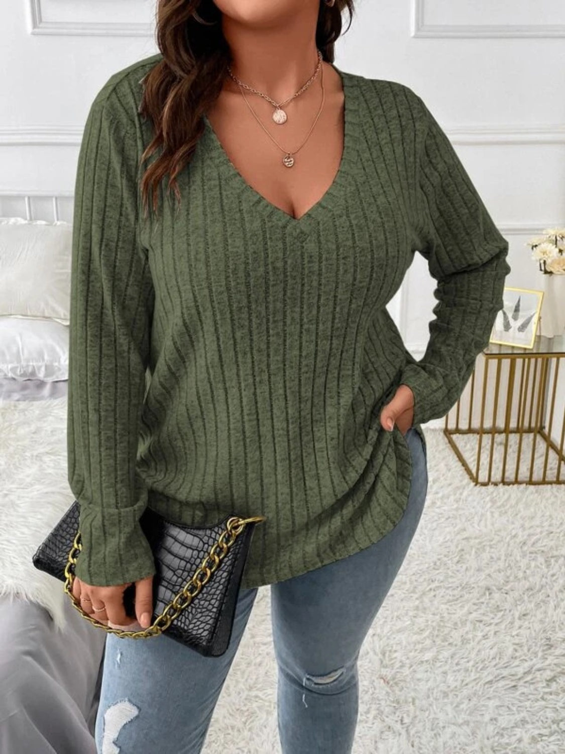 Plus Size V-Neck Long Sleeve T-Shirt - Army Green -