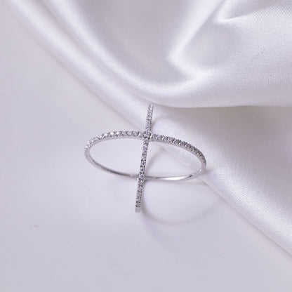 925 Sterling Silver Moissanite Crisscross Ring - -