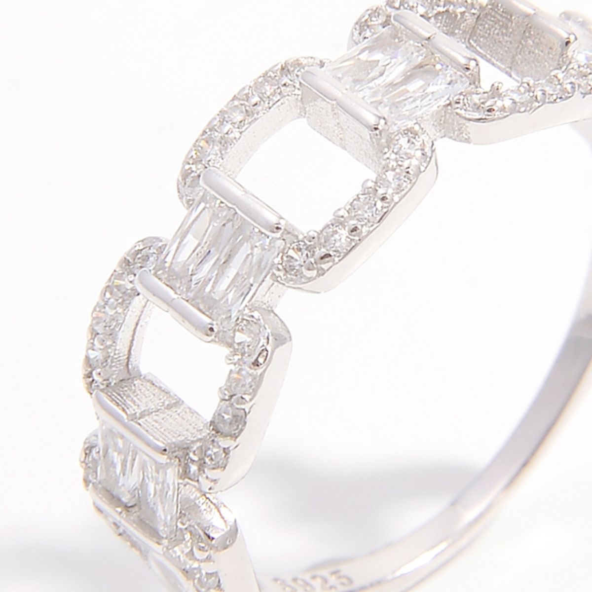 925 Sterling Silver Zircon Cutout Ring - -