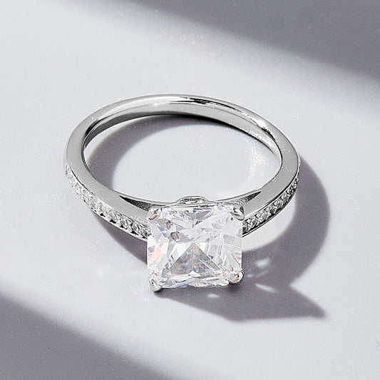 925 Sterling Silver Zircon Ring - Silver -