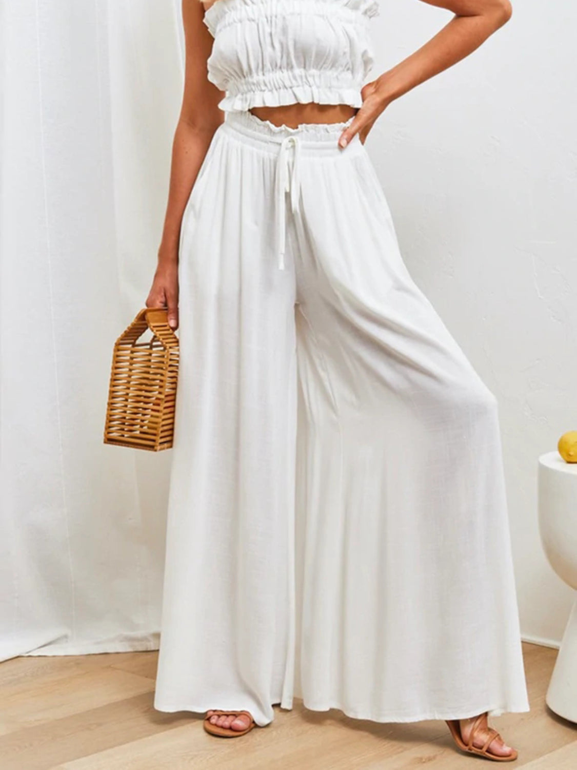 Wide-Leg High Waist Pants – Lightweight, Flowy Fit with Pockets - White -