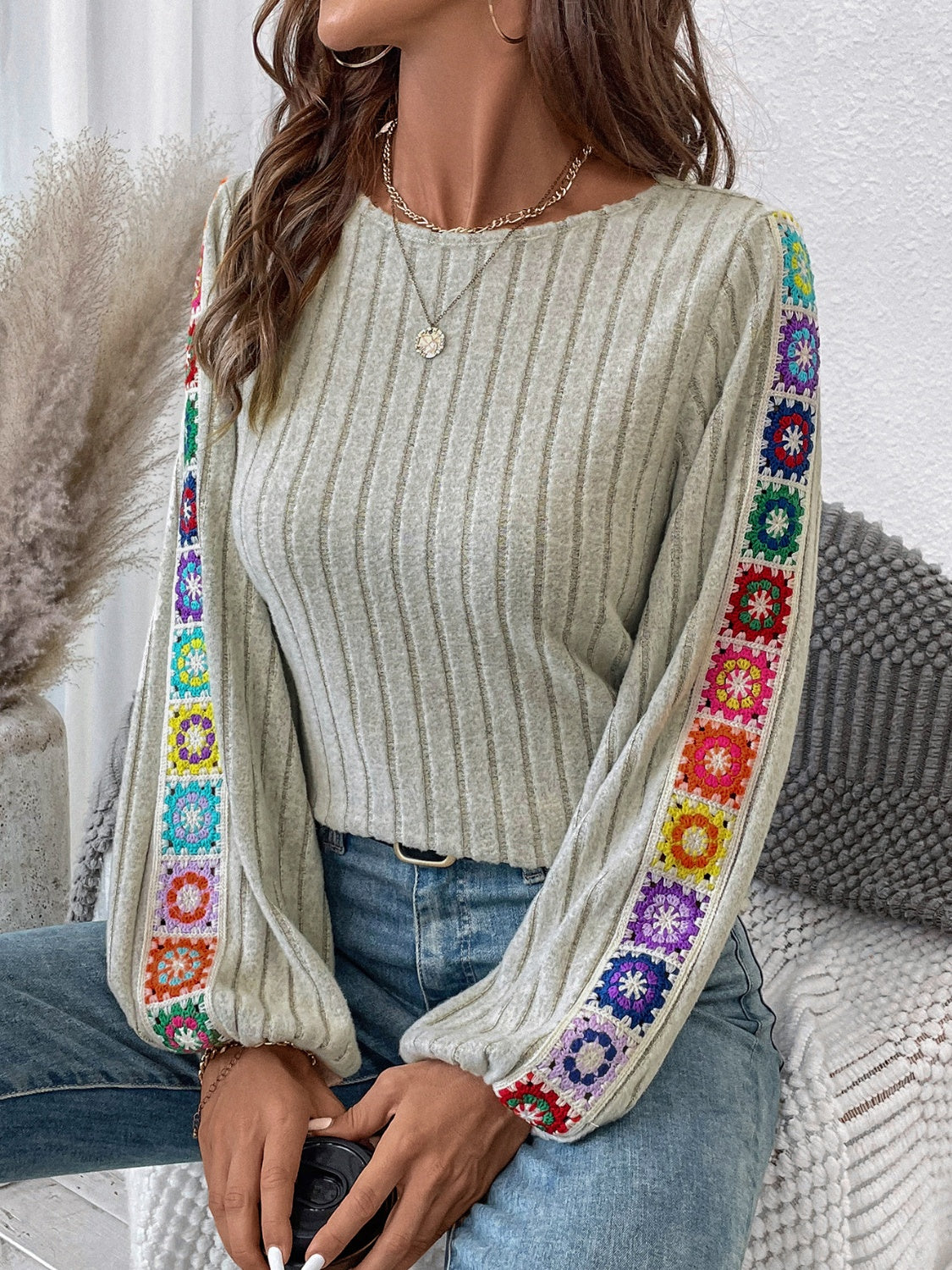 Embroidered Round Neck Long Sleeve Top