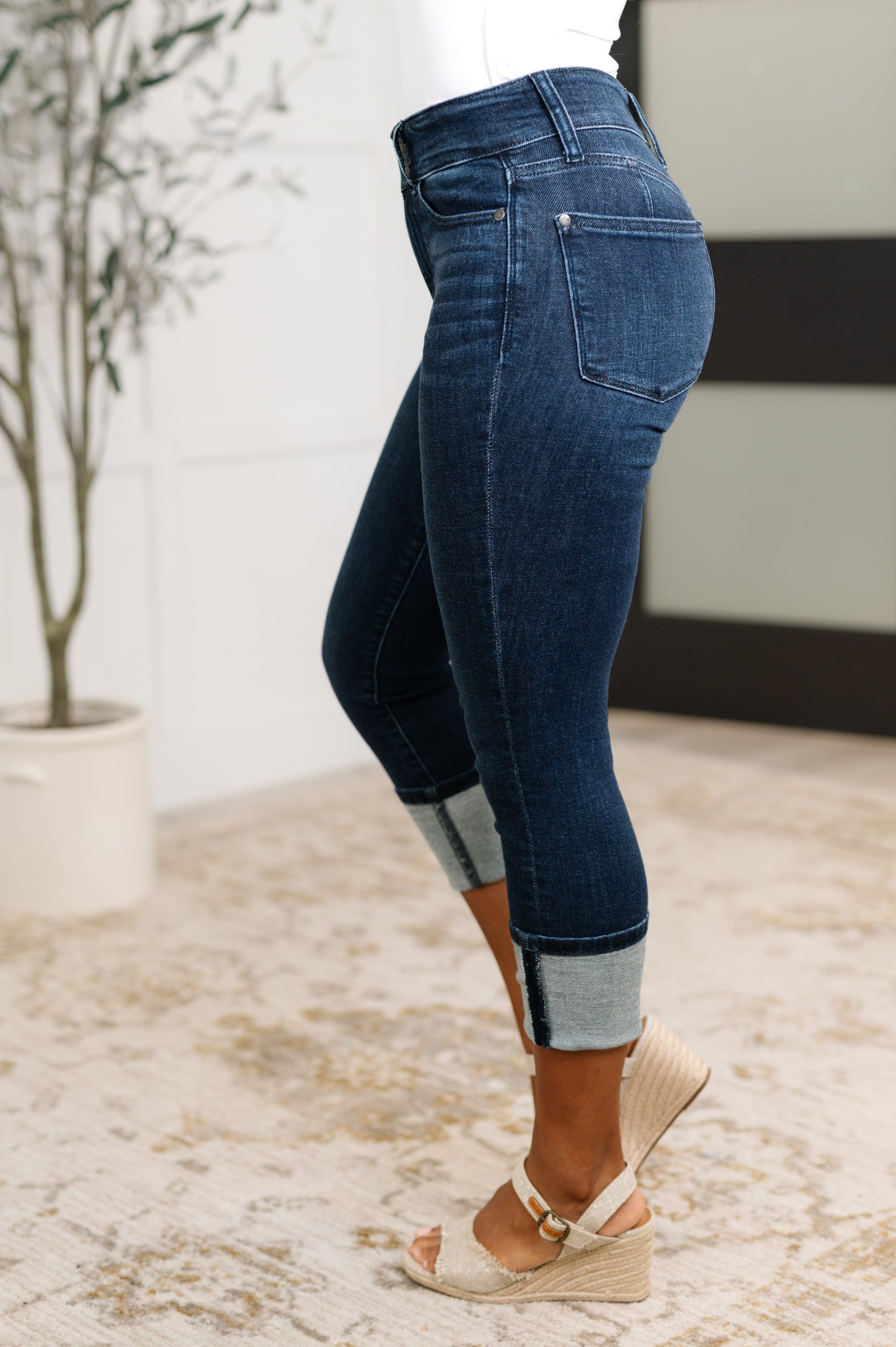 Karen High Rise Double Waist Band Capri Jeans – Womens | Shannon’s Chique Boutique