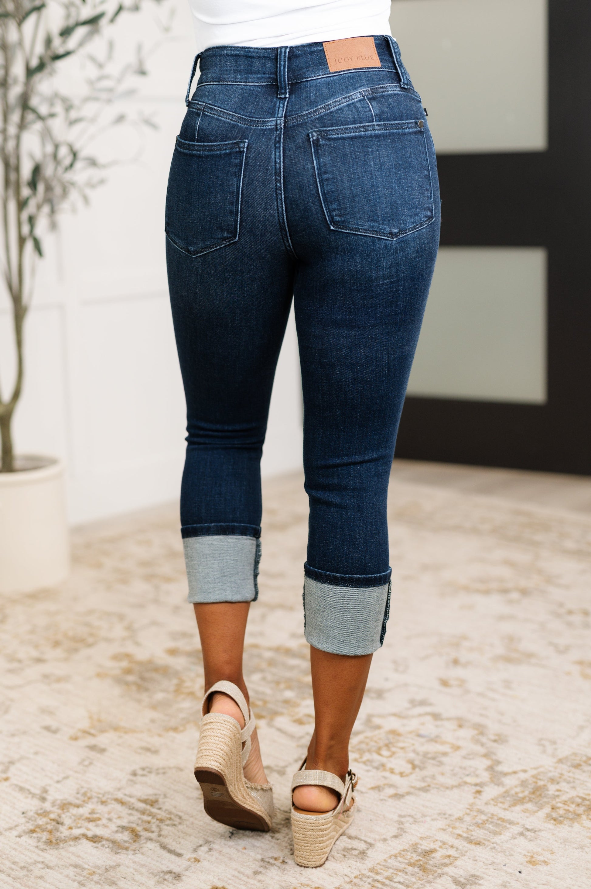 Karen High Rise Double Waist Band Capri Jeans – Womens | Shannon’s Chique Boutique