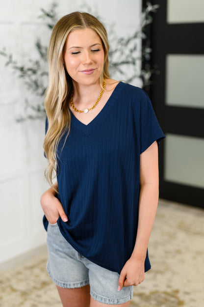 Top Shelf Basic V-Neck Ribbed Tee in Navy - - Womens