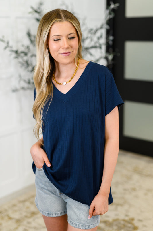 Top Shelf Basic V-Neck Ribbed Tee in Navy - - Womens