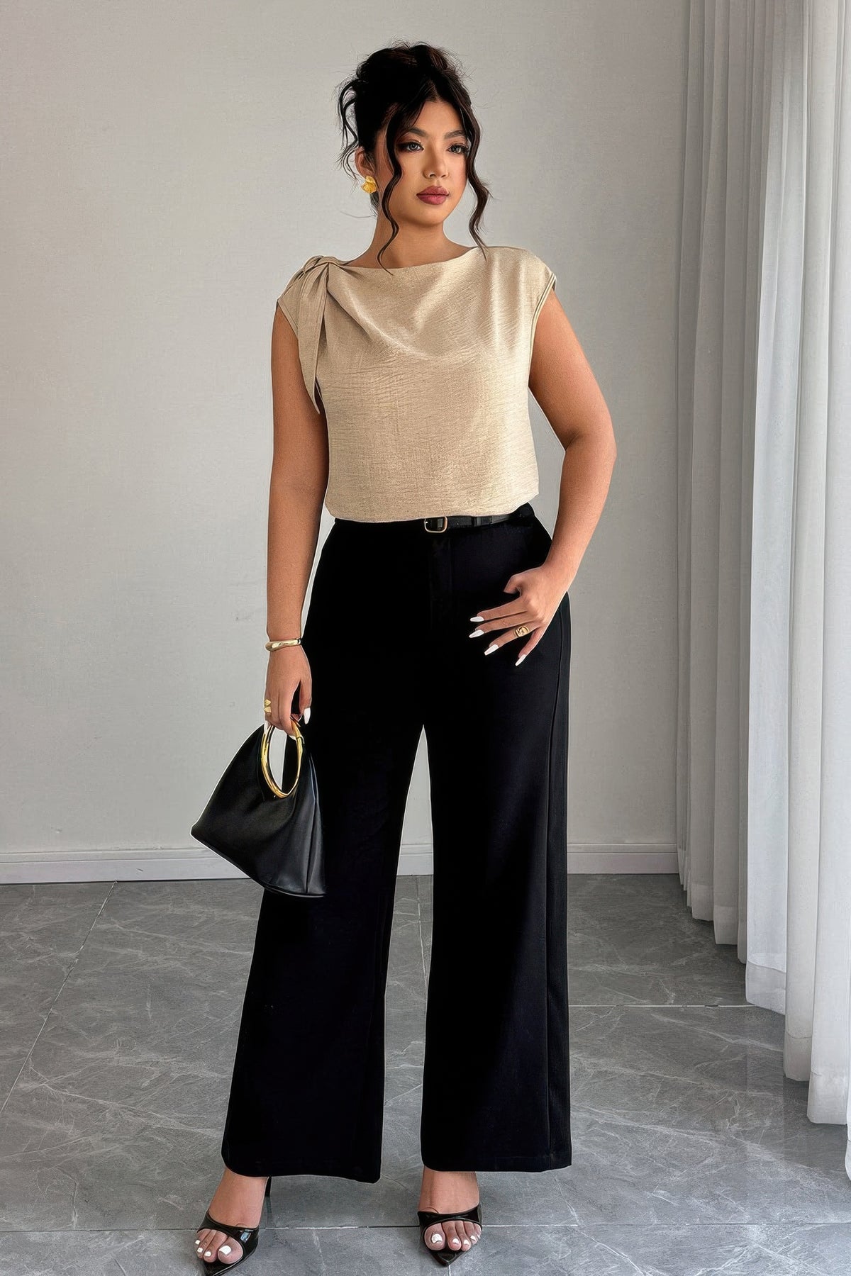 Plus size khaki tie-neck colorblock sleeveless blouse