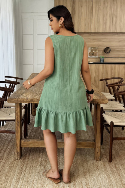 Plus size green textured dress with irregular collar and ruffled hem, alternate product view 4