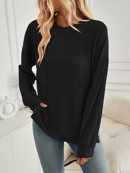 Lovelet Slit Round Neck Long Sleeve Sweatshirt