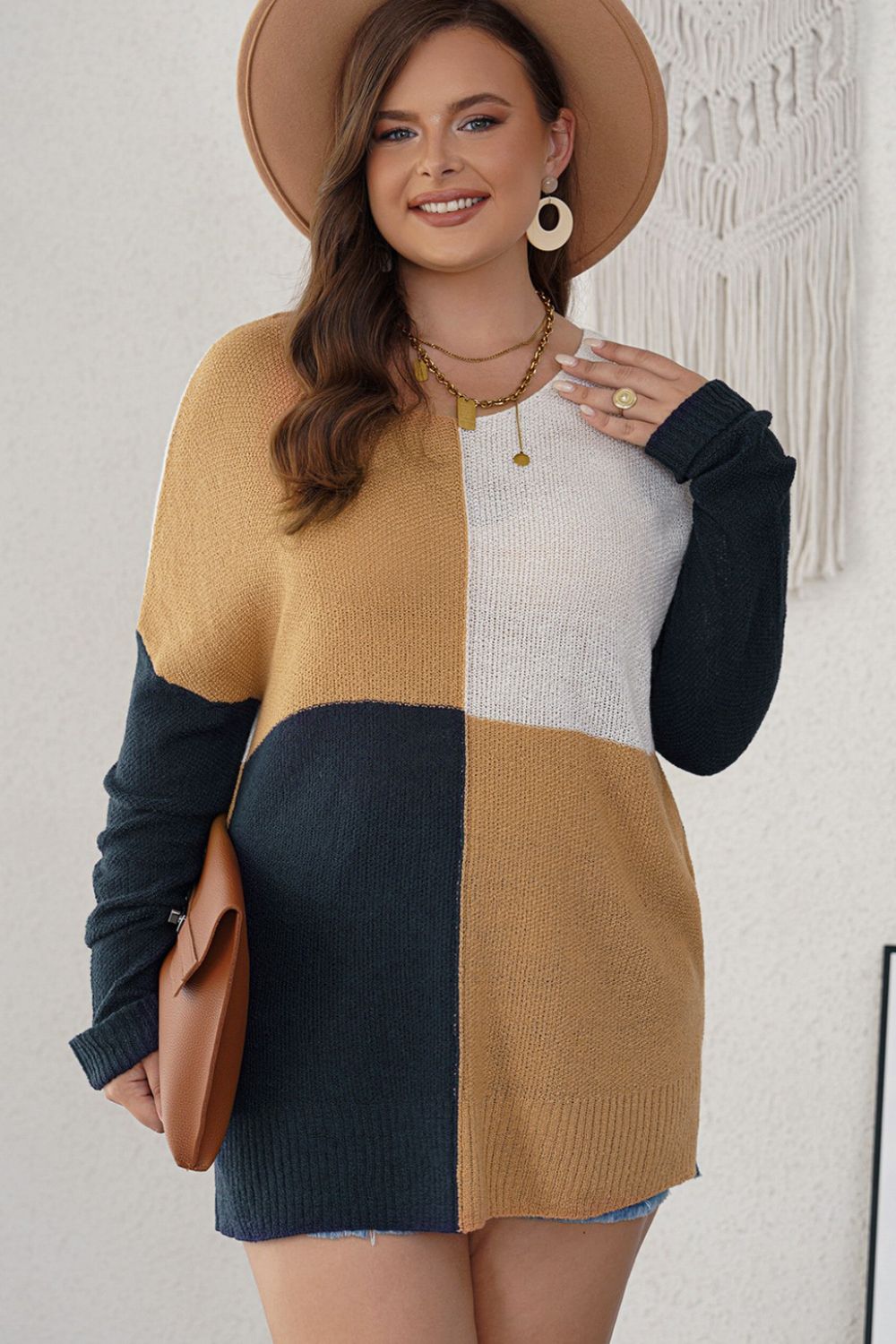 Plus Size Color Block Round Neck Sweater - -