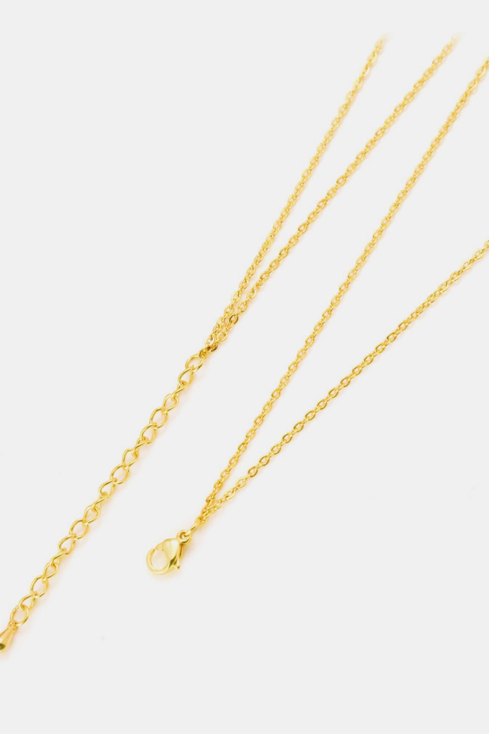Linked Ring Pendant Chain Necklace - -