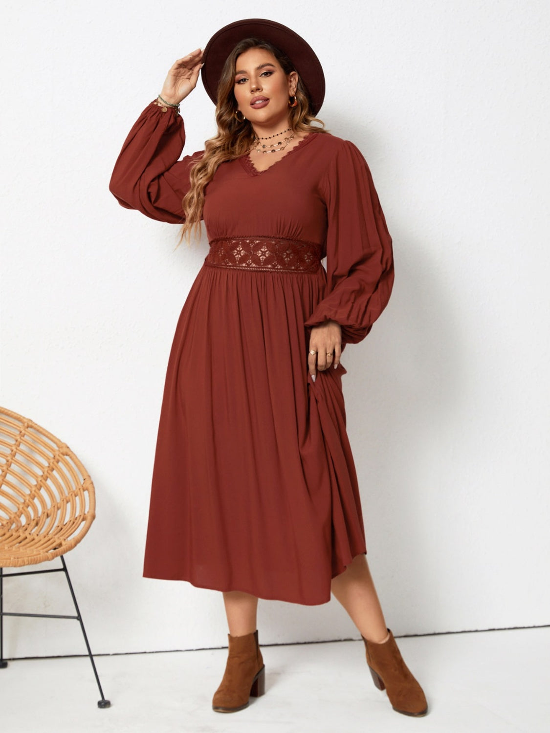 Plus Size Lace Detail V-Neck Balloon Sleeve Dress - -