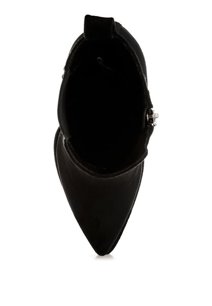 Black pointed-toe ankle boot made of suede with a side zipper closure