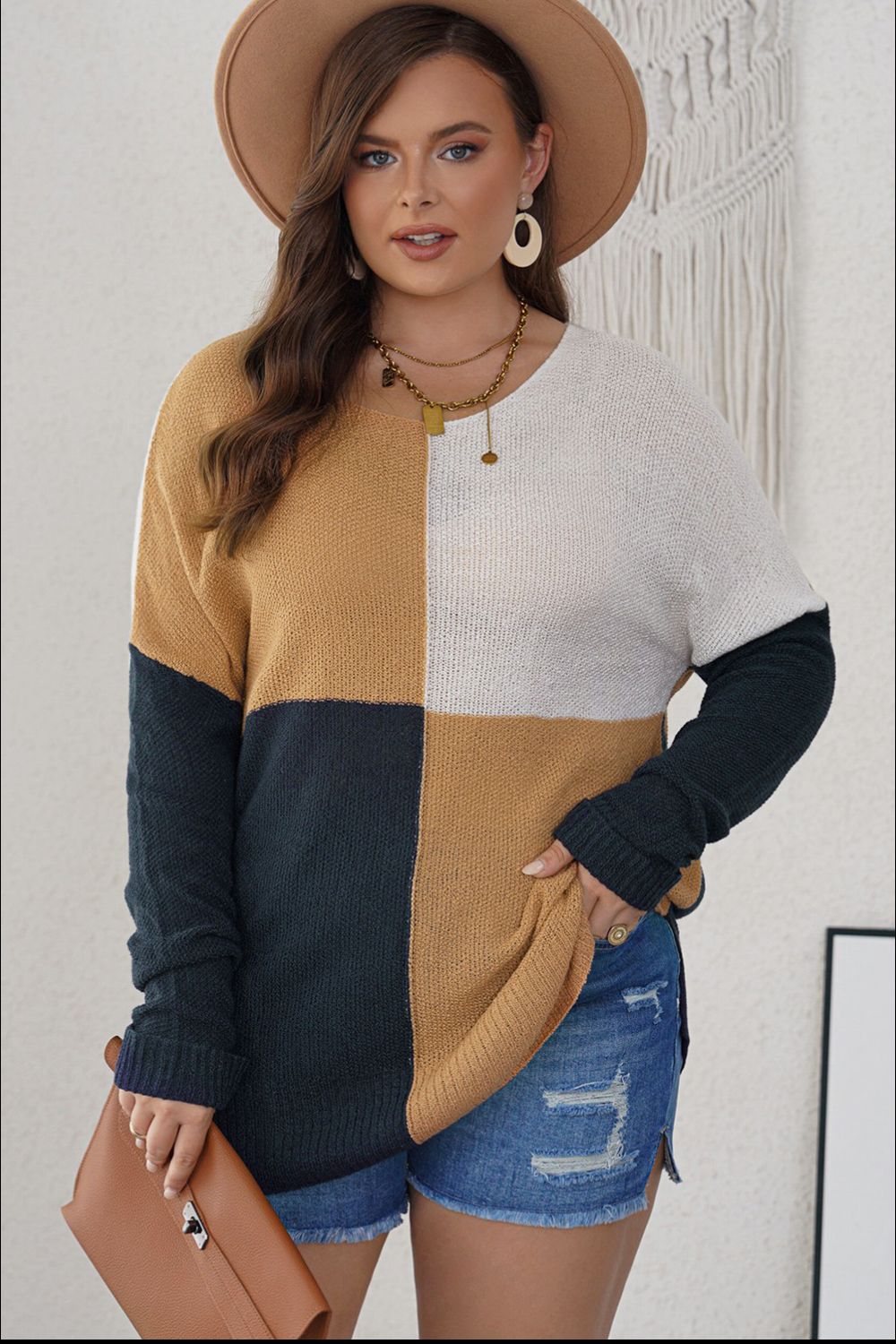 Plus Size Color Block Round Neck Sweater - Khaki -