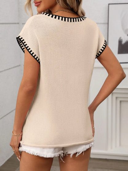 Contrast Trim V-Neck Knit Top - -