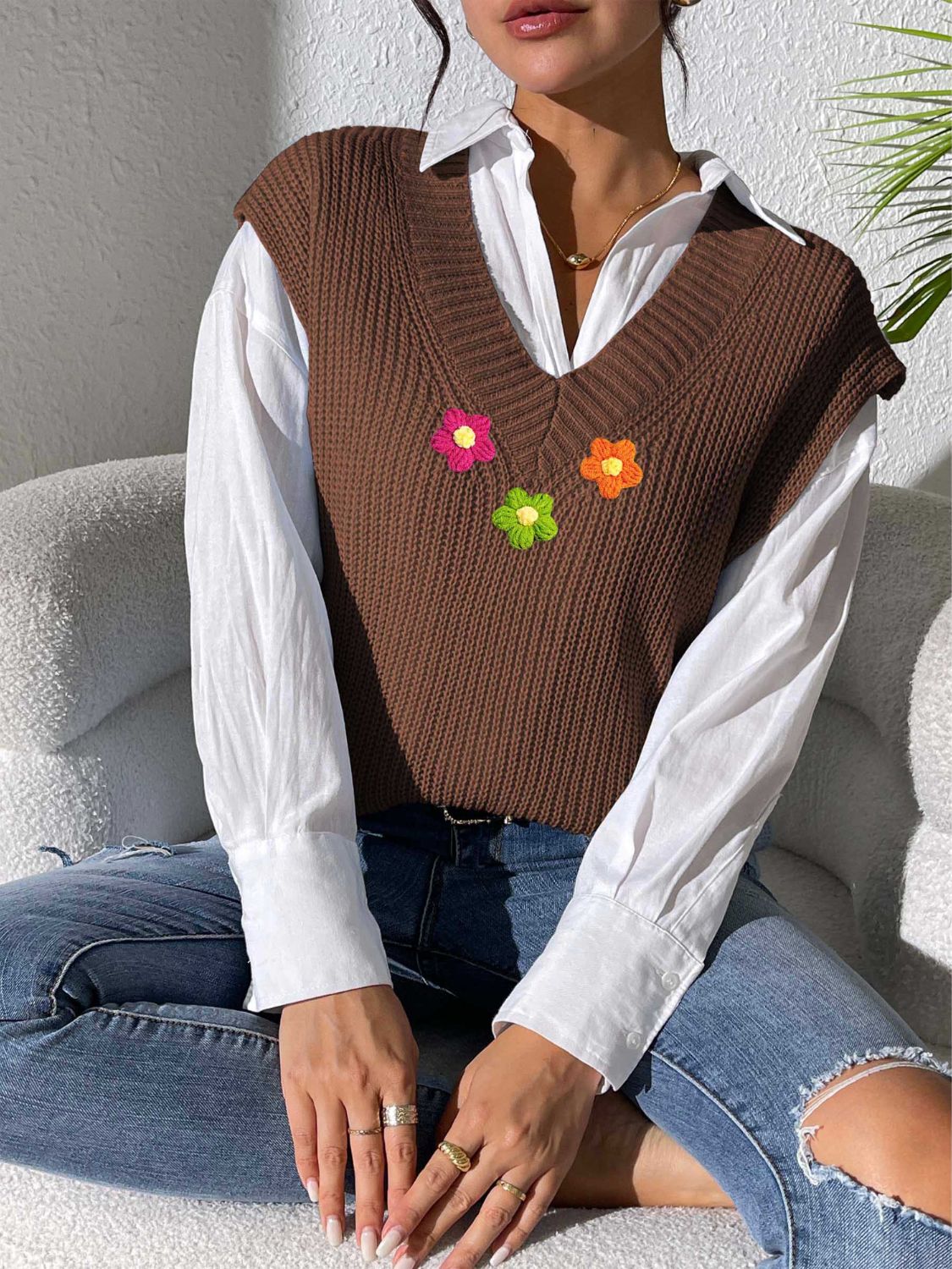 Flower V-Neck Sweater Vest - Coffee Brown One Size -